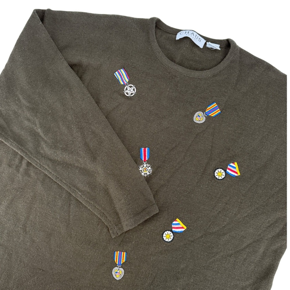 Chaus Sport Vintage L Olive Green Wool‎ Blend Embroidered Medal Sweater Military